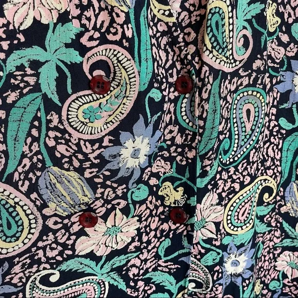 Double Breasted Retro Patterned Blouse - Picture 7 of 10